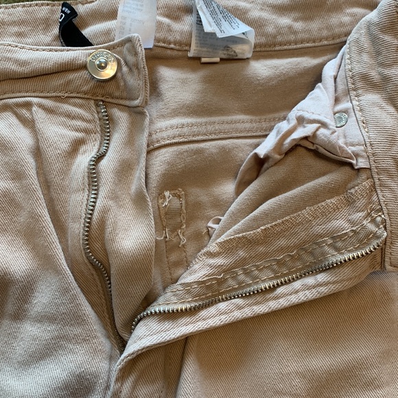 H&M divided size 8 tan pants - Picture 3 of 6